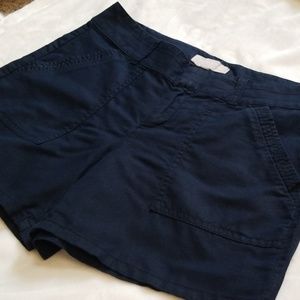 Banana Republic navy linen shorts